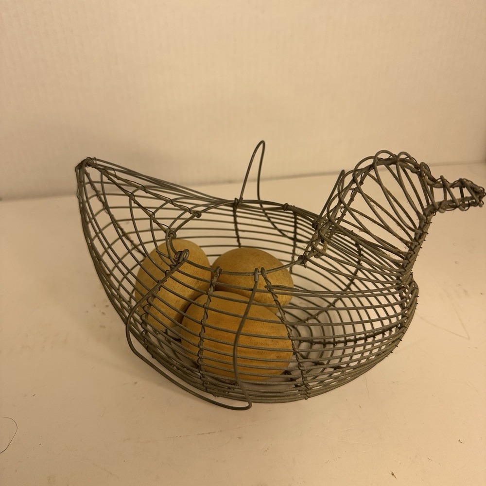 VTG Wire Egg Basket Hen Chicken Bird Metal Handles Farm Homestead 7"‎